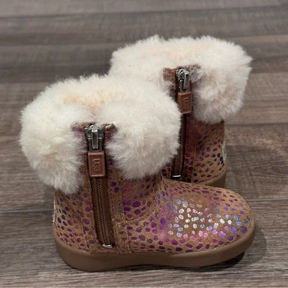 Ugg Jorie Spots Metallic Rainbow Shimmering Lined Sheepskin Boot Baby SZ 4/5 EUC - Picture 5 of 14